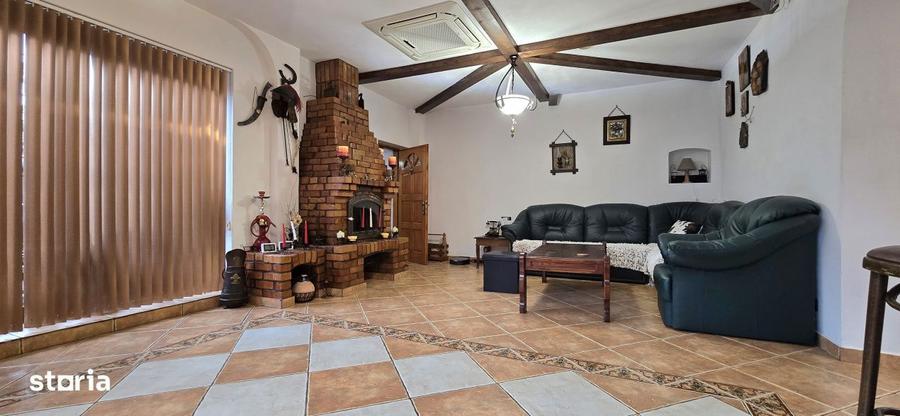 Pensiune 17 camere in Eforie Nord afacere de familie, gata de expl - 3