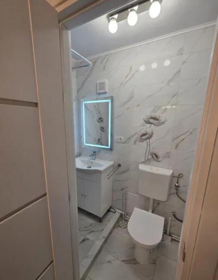 Apartament 2 camere, decomandat - zona Bartolomeu - 8