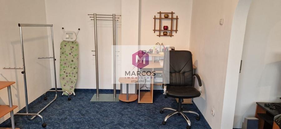 Apartament cu 4 camere decomandat, mobilat în Micro IV