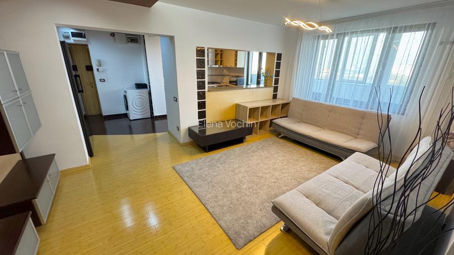 3 camere decomandat, renovat, Titan Baraje