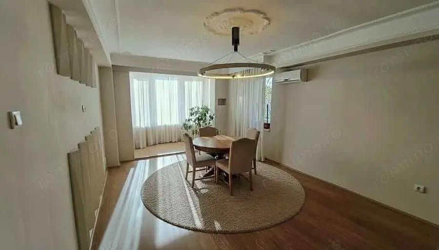 Central - Inchiriere apartament 3 camere - Str. Tudor Vladimirescu - 4