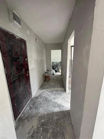 Apartament de vanzare - 3