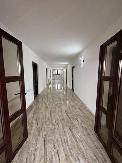 Vila P+ Et 1, Bulevardul Bucuresti - 20