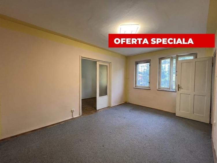 Apartament cu 2 camere nedecomandat în P-ța Doina