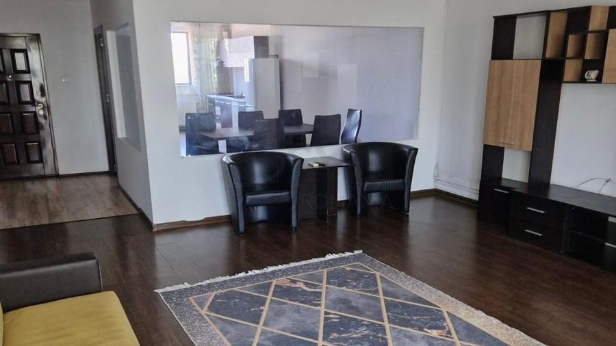 Apartament cu 3 camere decomandat, mobilat în Colentina