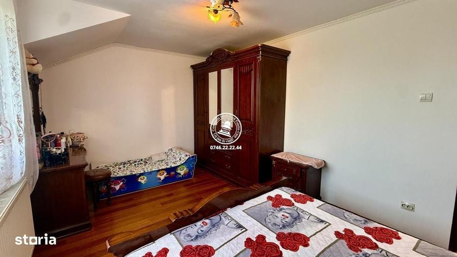 Casă cu 4 camere în Bârnova