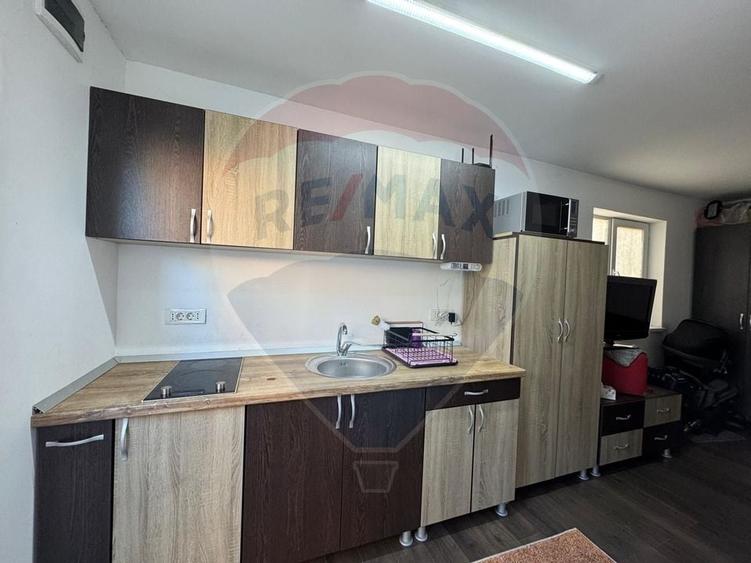 Oportunitate- 381 mp teren/ casa -str. Padurii(acces rapid la A1) - 4