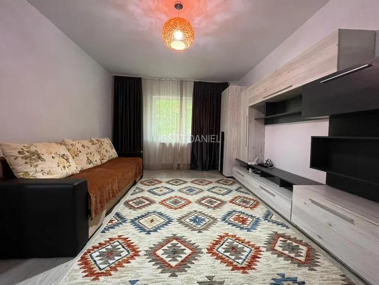 Apartament cu 1 camera, decomandat, etajul parter/5, zona Tatarasi