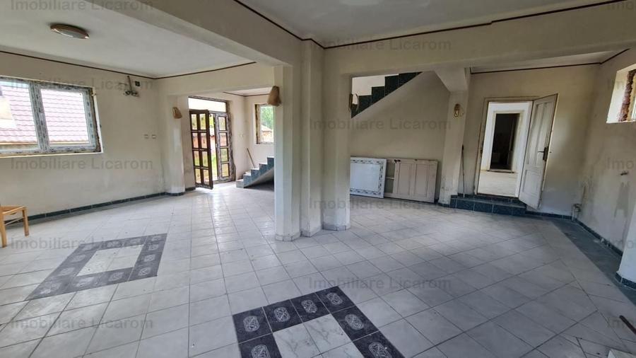 Vila P+E+Pod in Codlea zona cu aer curat,teren 1050 mp - 10