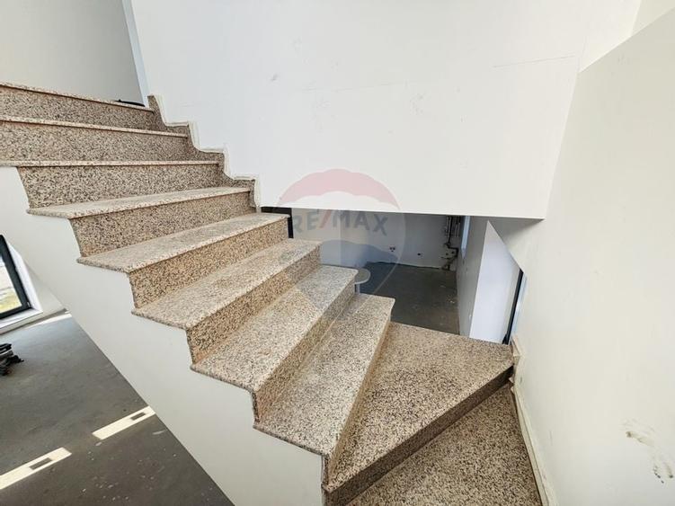 Vilă cu 4 camere de vânzare - 29