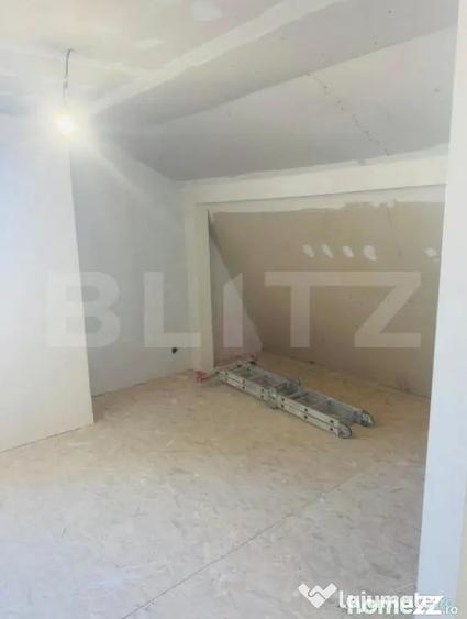 Apartament cu 3 camere decomandat în Sângeorgiu de Mureș