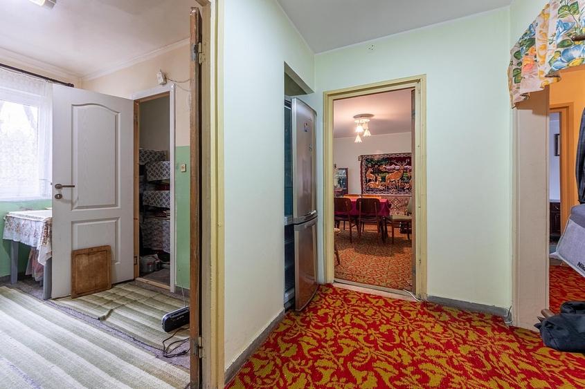 Berceni, Piata Sudului, 3 camere, et.1/4 - 1