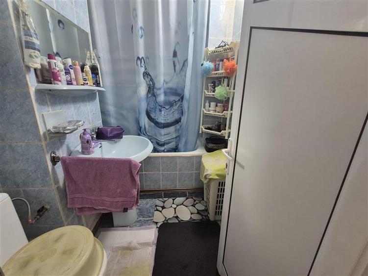 Apartament 2 camere decomnadat de vanzare zona Alexandru cel Bun- Iasi - 8