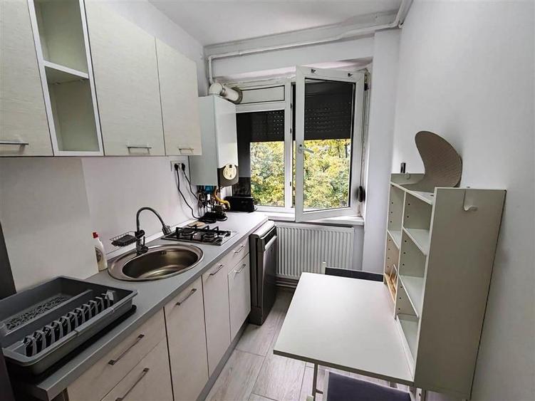 Apartament 2 camere in Ploiesti, zona ultracentrala - 13