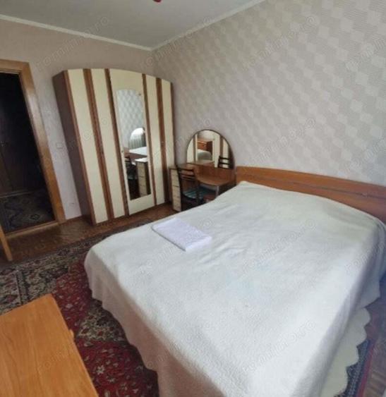 Inchiriere apartament 3 camere zona Rahova - 1