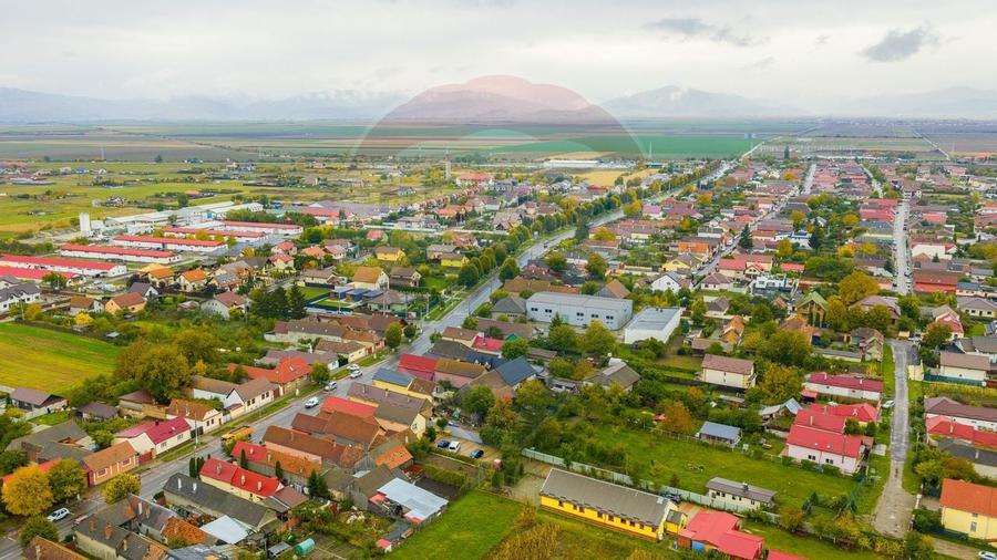 Casa individuala 160 mp, 1.200 mp teren, garaj si spatiu comercial - 23