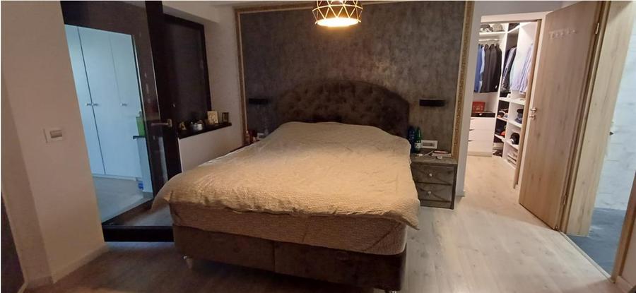 Apartament 4 camere cu curte proprie,la casa - 13