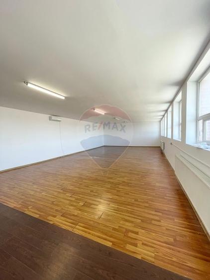 Spatiu de birou de inchiriat in zona Uta - 3