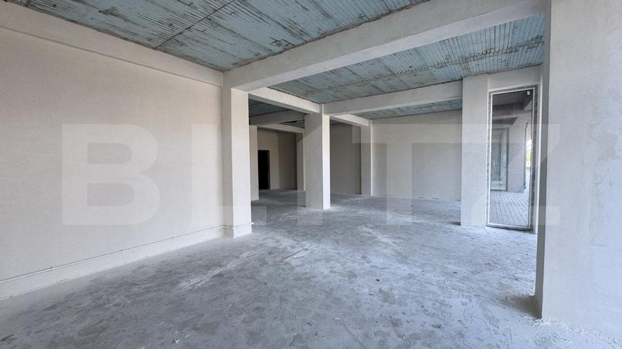 Spatiu comercial parter bloc nou, 109 mp open space, vitrina, terasa, Brestei - 8