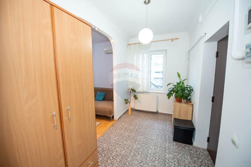 Apartament cu 2 camere de vanzare zona Turda Strada Stefan Stoika - 15