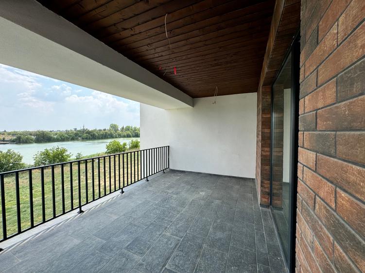 Vedere Panoramica asupra Lacului | Parc Privat | LakeView Garden | - 5