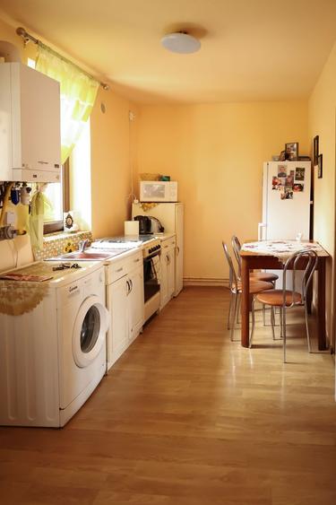 Casa de vanzare in sat Zizin - 6