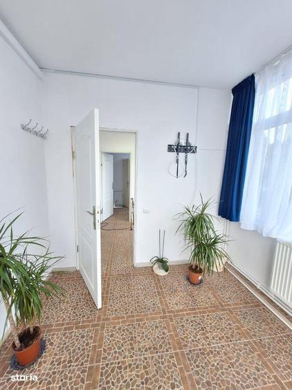 Imobil de inchiriat DN4 Frumusani ideal azil, clinica, sediu firma - 1