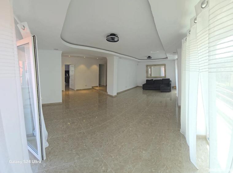 Apartament de vanzare - 2