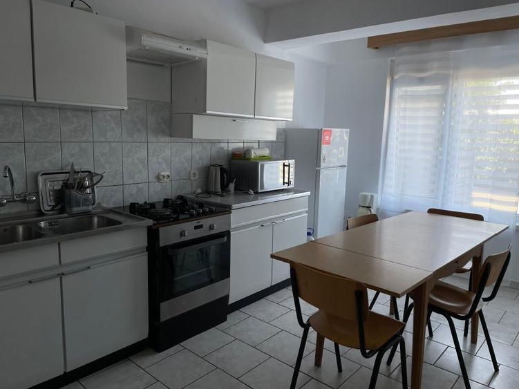 Vila data in administrare - 8