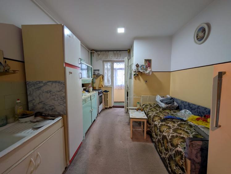 Vânzare apartament 2 Camere decomandat | Etaj 1 | 57 mp | B-dul București - 5
