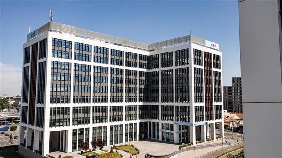 Inchirieri spatii de birouri in Business Garden Bucharest de la 255 mp - 17