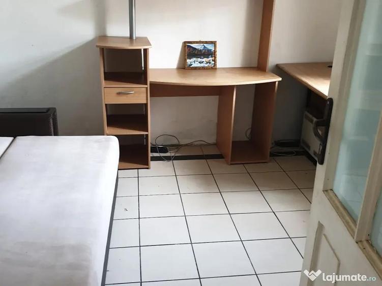 Inchiriere camera in vila - 1