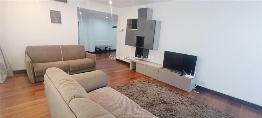Apartament cu 2 camere decomandat, mobilat în Arcul de Triumf Apartament cu 2 camere decomandat, mobilat în Arcul de Triumf