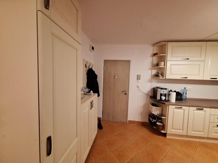 Apartament cu 3 camere la parter - mobilat si utilat, pozitie excelenta - 4