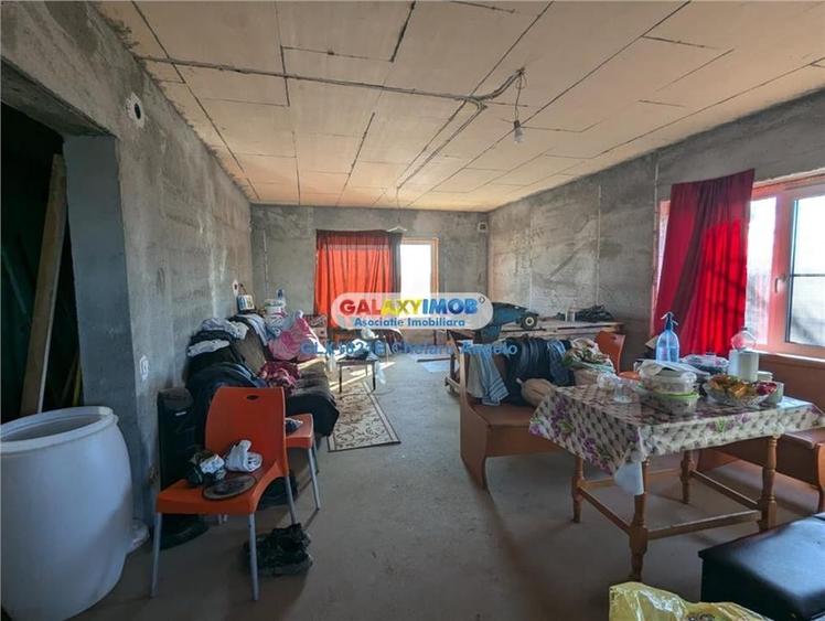 Adunatii Copaceni vila P+1 ,5 camere,suprafata 165 mp, teren 1300 mp - 11