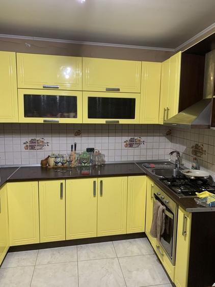 Casă cu 2 camere decomandat în Drăgășani