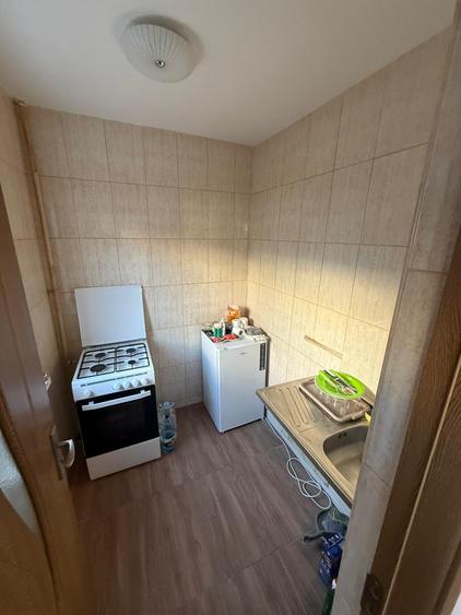 Apartament la pret de GARSONIERA - 7