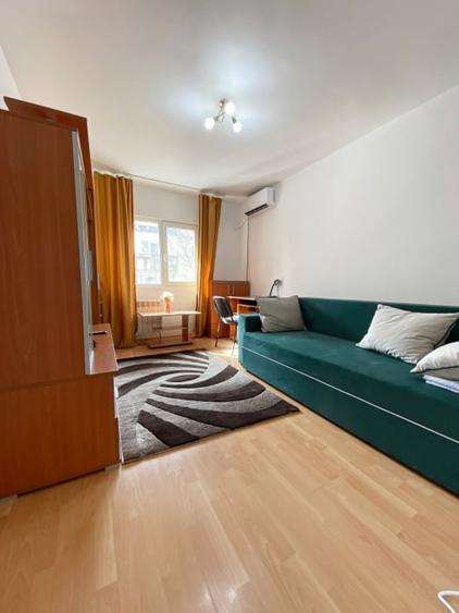 Garsoniera, 28 mp, etaj 3/4, zona Lacul Tei - 4 minute pama la parcul Circului - 5