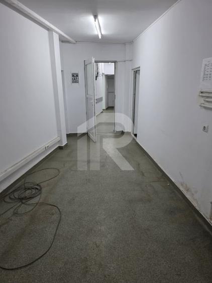 Casa spatioasa 9 camere /320 m utili/singur curte / Scoala Iancului- 444000 Euro - 11