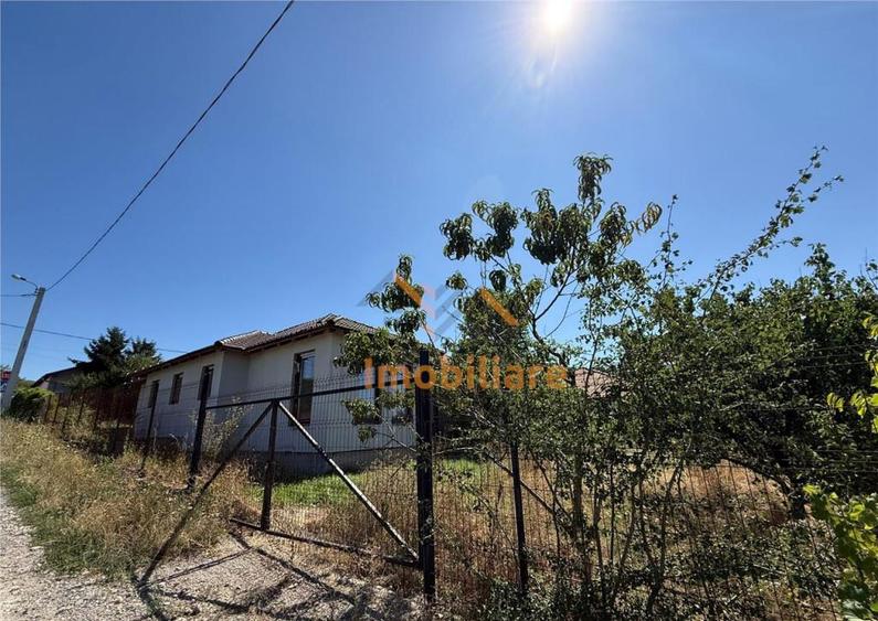 CASA PLAN PARTER | DUBLU FRONT STRADAL | TEREN 1200 MP | ST - 1