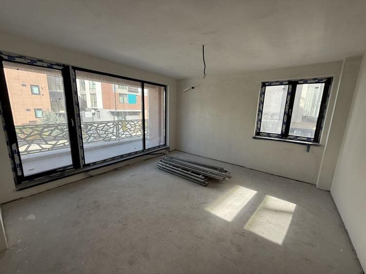 Apartament 3 camere zona Tomis Plus - 1
