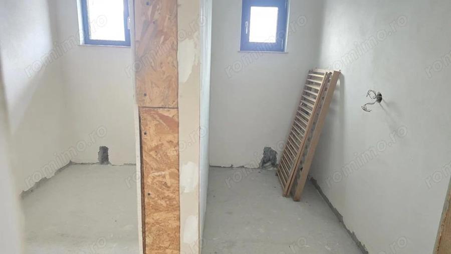 Vand casa in duplex in Deva, semifinisata, zona Garii (peste linia ferata), P+E+pod locuibil, - 11