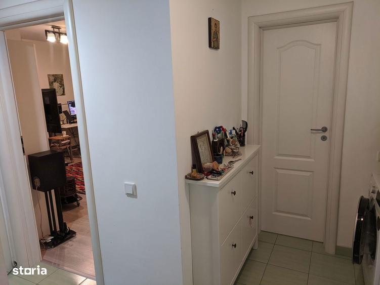 Garsoniera Spa?ioasa la Curte - 8