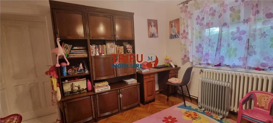 Casa de vanzare pretabila pentru 2 familii situata in proximitatea Cetatii Alba - 9