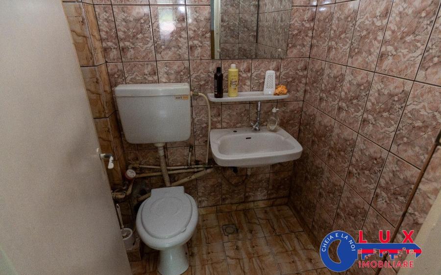 ID 8245 DE INCHIRIAT - Spa?iu comercial sau locativ - 6