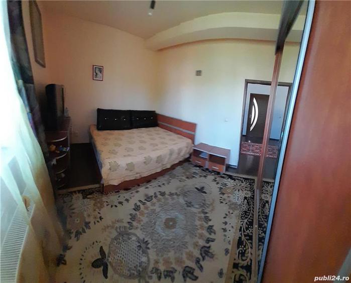 Vand casa cu etaj crevedia Dambovi?a - 2