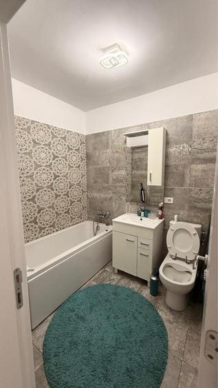 Apartament cu 2 camere semidecomandat în Titan