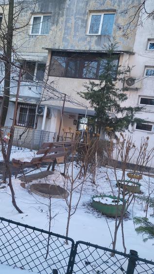 Vanzare garsoniera parter, 21 mp, utilata si mobilata zona CET - 5