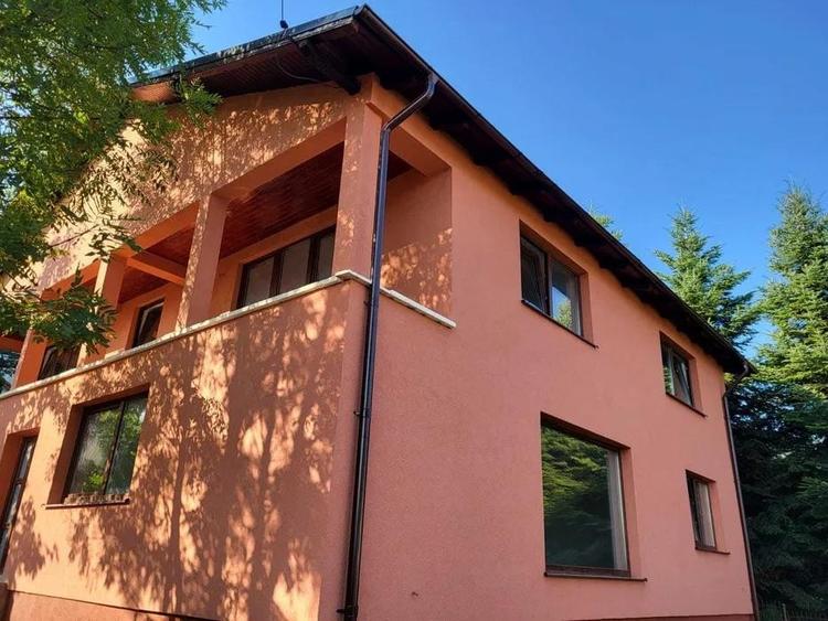 Casa 2025, Constructie Solida cu Demisol si Gradina, Bunloc - 1