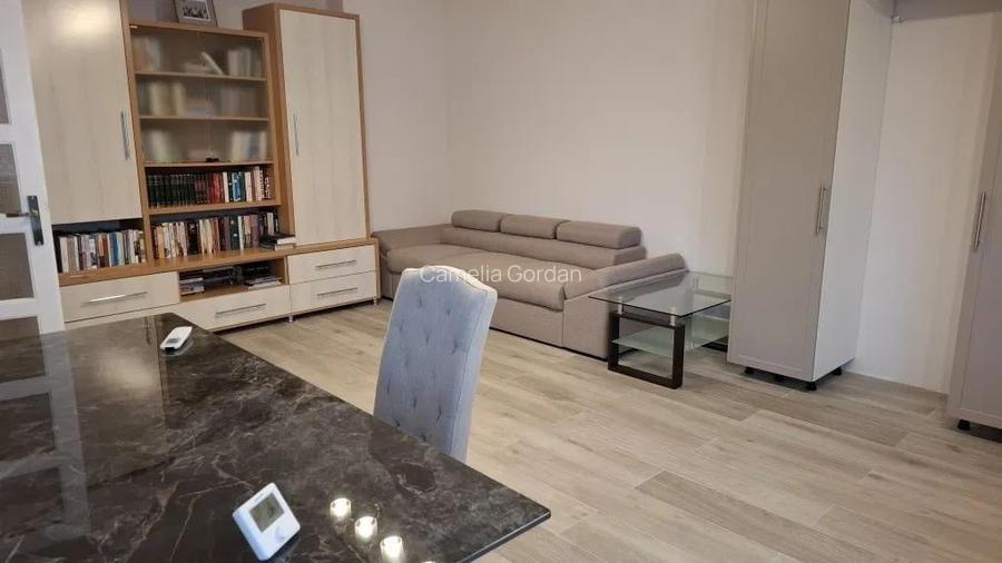 Inchiriere apart. cu 2 camere, la casa + 50 mp curte, Someseni